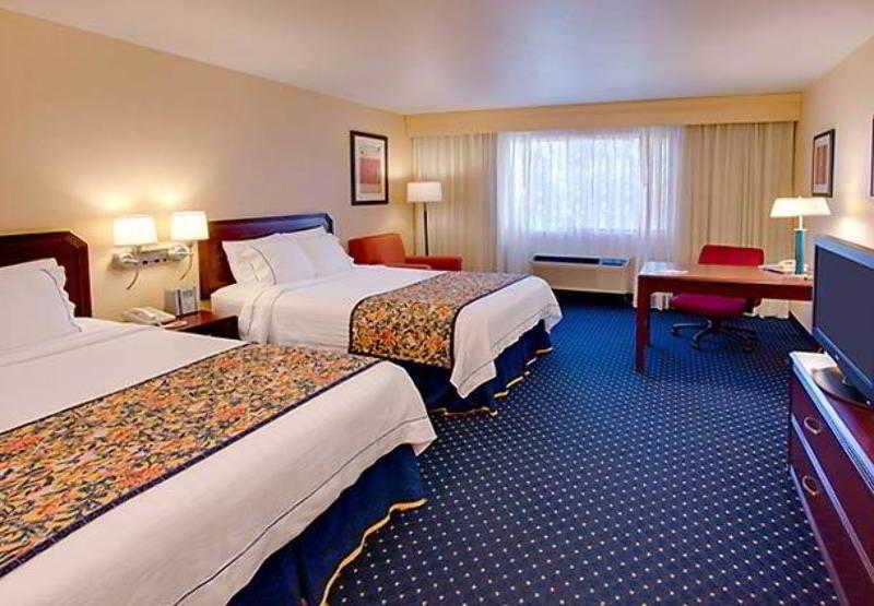 Fairfield Inn & Suites By Marriott Salt Lake City Downtown Номер фото